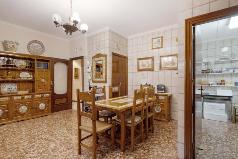 Villa zum Verkauf in Sevilla, Seville, Spanien 4 Schlafzimmer, 350 m2 Nr. 148789 - Foto 11