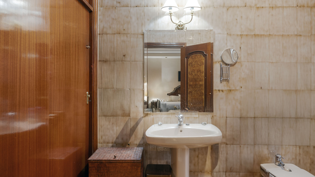 Villa a Sevilla, Seville, Spagna 4 camere da letto, 350 mq. N° 148789