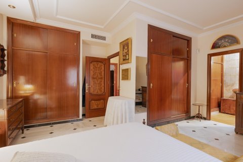 Villa zum Verkauf in Sevilla, Seville, Spanien 4 Schlafzimmer, 350 m2 Nr. 148789 - Foto 14