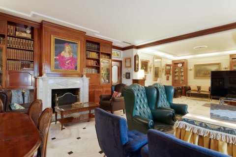 Villa zum Verkauf in Sevilla, Seville, Spanien 4 Schlafzimmer, 350 m2 Nr. 148789 - Foto 6