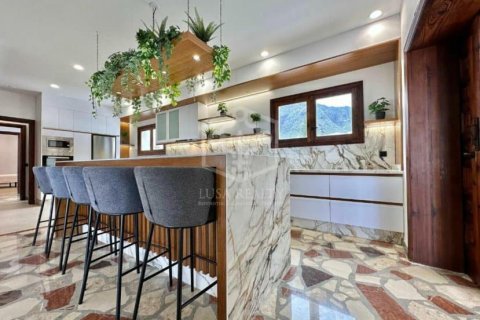 Villa for sale in Buenavista del Norte, Tenerife, Spain 8 bedrooms, 1300 sq.m. No. 148791 - photo 6