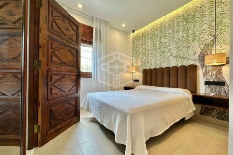 Villa for sale in Buenavista del Norte, Tenerife, Spain 8 bedrooms, 1300 sq.m. No. 148791 - photo 23