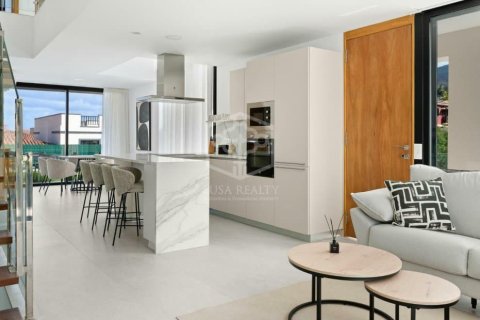 Townhouse for sale in Santa Ursula, Tenerife, Spain 3 bedrooms, 214 sq.m. No. 148794 - photo 7