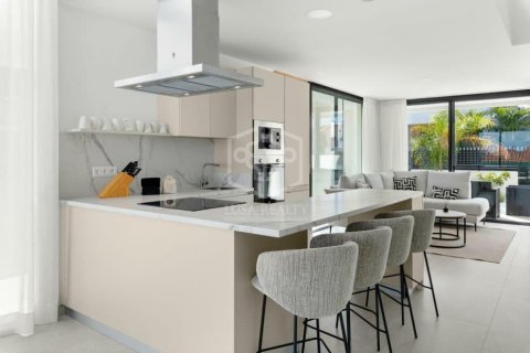 Townhouse for sale in Santa Ursula, Tenerife, Spain 3 bedrooms, 214 sq.m. No. 148794 - photo 10