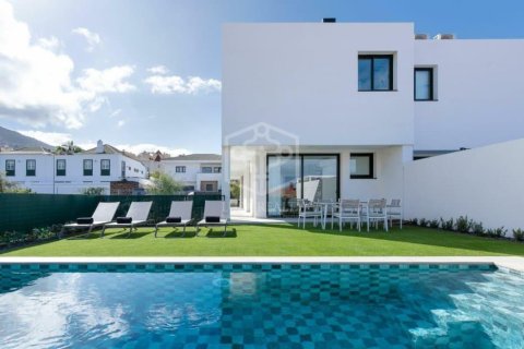 Townhouse for sale in Santa Ursula, Tenerife, Spain 3 bedrooms, 214 sq.m. No. 148794 - photo 30