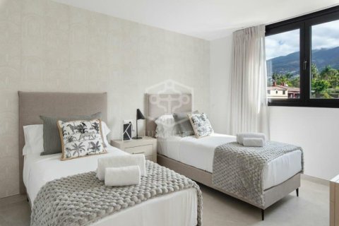 Townhouse for sale in Santa Ursula, Tenerife, Spain 3 bedrooms, 214 sq.m. No. 148794 - photo 19