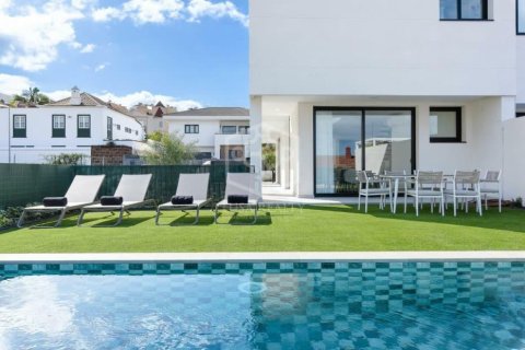 Townhouse for sale in Santa Ursula, Tenerife, Spain 3 bedrooms, 214 sq.m. No. 148794 - photo 16