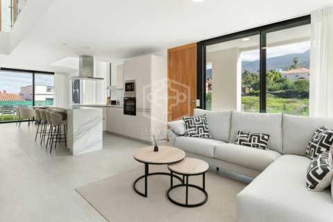Townhouse for sale in Santa Ursula, Tenerife, Spain 3 bedrooms, 214 sq.m. No. 148794 - photo 6