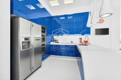 Apartment for sale in Adeje, Tenerife, Spain 1 bedroom, 182 sq.m. No. 148793 - photo 9