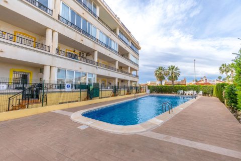 Huoneisto myytävänä Playa Flamenca II, Alicante, Espanja, 3 makuuhuonetta, 97 m2 No. 152120 - kuva 13