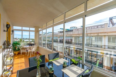 Huoneisto myytävänä Playa Flamenca II, Alicante, Espanja, 3 makuuhuonetta, 97 m2 No. 152120 - kuva 27