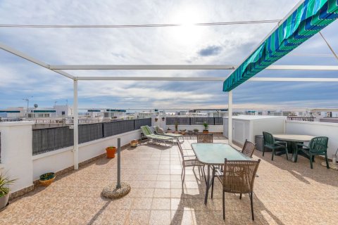 Huoneisto myytävänä Playa Flamenca II, Alicante, Espanja, 3 makuuhuonetta, 97 m2 No. 152120 - kuva 7