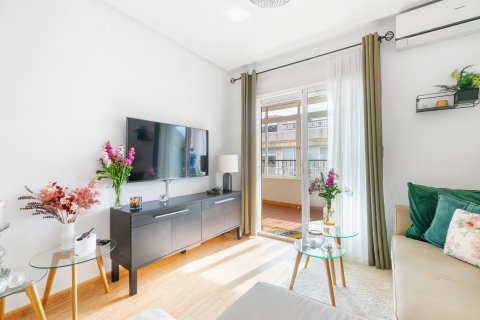 Huoneisto myytävänä Playa Flamenca II, Alicante, Espanja, 3 makuuhuonetta, 97 m2 No. 152120 - kuva 16