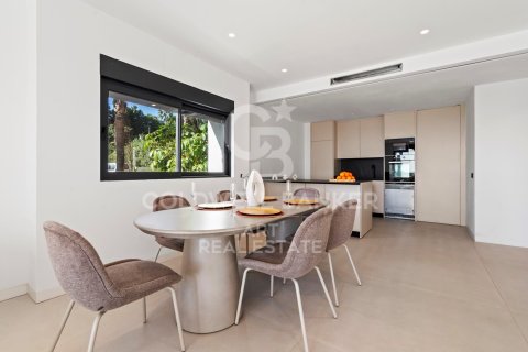 Ático en venta en Estepona, Málaga, España 3 dormitorios, 201 m2 No. 159277 - foto 4