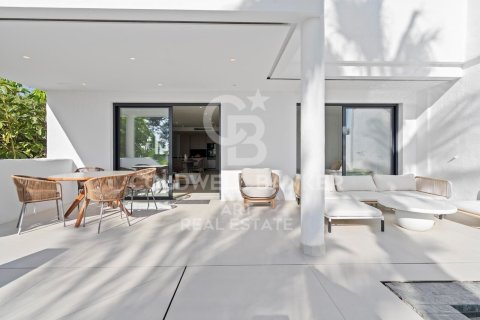 Villa en venta en Estepona, Málaga, España 4 dormitorios, 277 m2 No. 159276 - foto 6