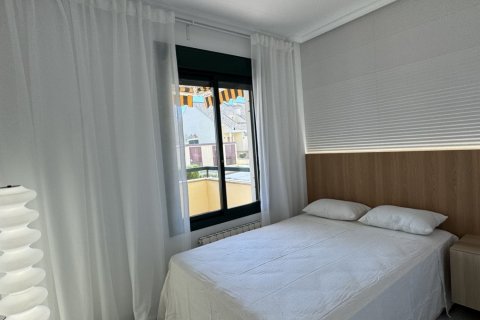 Huoneisto myytävänä Dehesa De Campoamor, Alicante, Espanja, 2 makuuhuonetta, 83 m2 No. 161716 - kuva 11