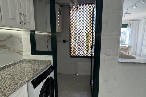 Huoneisto myytävänä Dehesa De Campoamor, Alicante, Espanja, 2 makuuhuonetta, 83 m2 No. 161716 - kuva 5