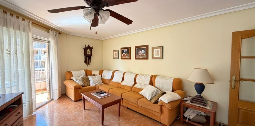 Dzīvoklis Torrevieja, Alicante, Spānijā 3 istabas, 113 m2 Nr. 161714