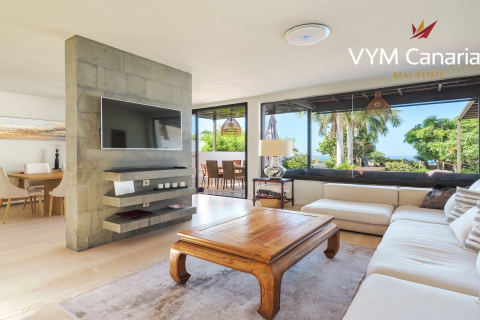Villa for sale in Adeje, Tenerife, Spain 5 bedrooms, 230 sq.m. No. 172004 - photo 3
