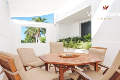 Villa for sale in Adeje, Tenerife, Spain 5 bedrooms, 230 sq.m. No. 172004 - photo 16