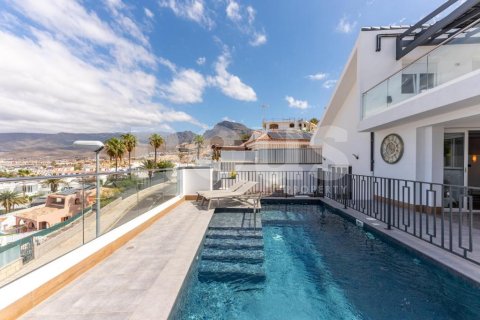 Villa till salu San Eugenio, Tenerife, Spanien 7 sovrum, 373 kvm. Nr. 138279 - foto 2