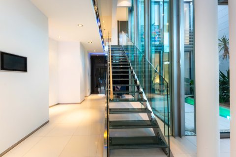 Villa for sale in Sol De Mallorca, Mallorca, Spain 5 bedrooms, 727 sq.m. No. 144599 - photo 12