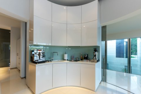 Villa for sale in Sol De Mallorca, Mallorca, Spain 5 bedrooms, 727 sq.m. No. 144599 - photo 15