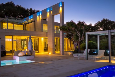 Villa for sale in Sol De Mallorca, Mallorca, Spain 5 bedrooms, 727 sq.m. No. 144599 - photo 1