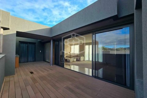 Huoneisto myytävänä San Cristobal de La Laguna, Tenerife, Espanja, 3 makuuhuonetta, 155 m2 No. 144597 - kuva 1