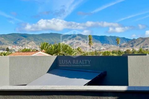 Huoneisto myytävänä San Cristobal de La Laguna, Tenerife, Espanja, 3 makuuhuonetta, 155 m2 No. 144597 - kuva 9