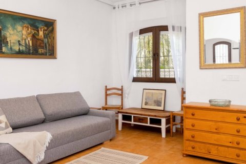 Kaupunkipientalo myytävänä La Zenia, Alicante, Espanja, 3 makuuhuonetta, 80 m2 No. 155089 - kuva 25