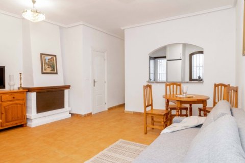 Kaupunkipientalo myytävänä La Zenia, Alicante, Espanja, 3 makuuhuonetta, 80 m2 No. 155089 - kuva 28