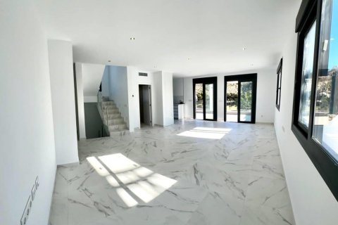 Villa till salu Ciudad Quesada, Alicante, Spanien 3 sovrum, 124 kvm. Nr. 134293 - foto 4