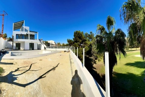Villa till salu Ciudad Quesada, Alicante, Spanien 3 sovrum, 124 kvm. Nr. 134293 - foto 3