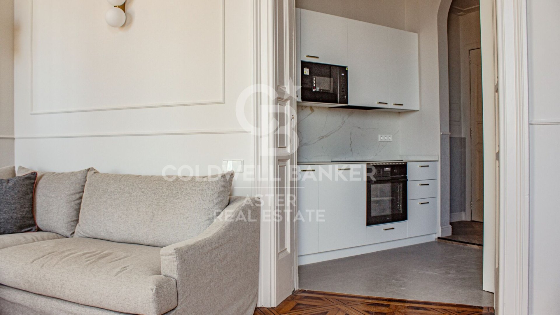 Triplex à Barcelona, Espagne 2 chambres, 92 m2 No. 178974