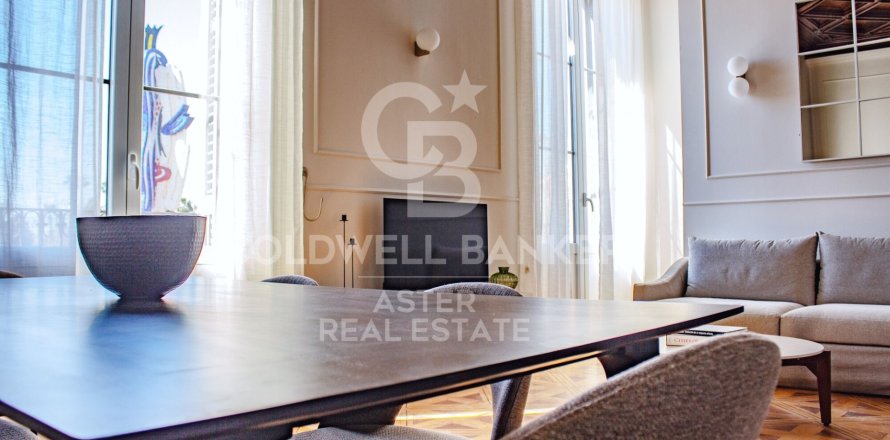 Kolmio Barcelona, Espanja 2 makuuhuonetta, 92 m2 No. 178974