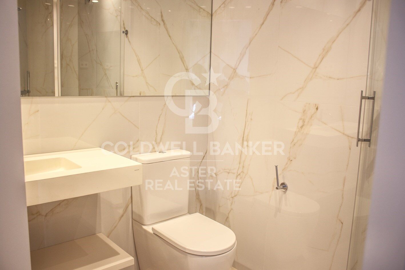 Triplex à Barcelona, Espagne 2 chambres, 92 m2 No. 178974