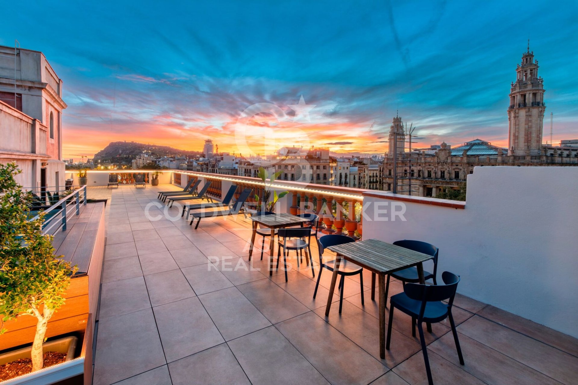 Triplex à Barcelona, Espagne 2 chambres, 89 m2 No. 178972