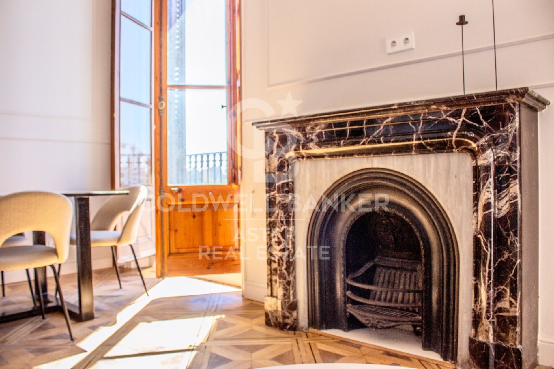 Triplex à Barcelona, Espagne 2 chambres, 89 m2 No. 178972