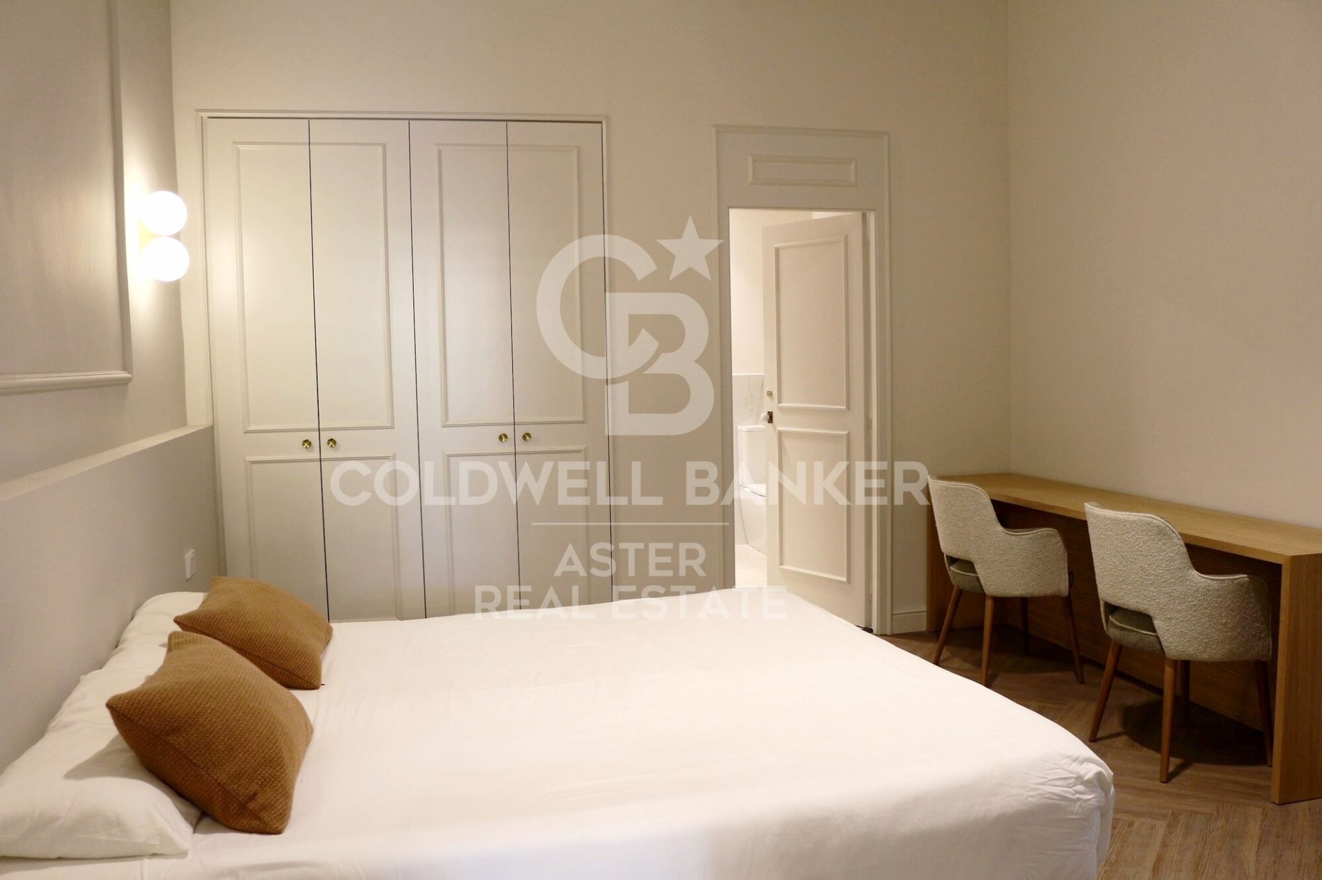 Triplex à Barcelona, Espagne 2 chambres, 118 m2 No. 178975