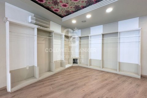 Продажа коммерческой недвижимости в Олива, Валенсия, Испания 866м2 №178976 - фото 19