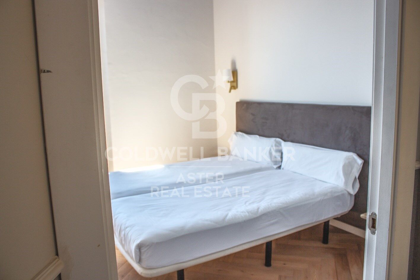 Triplex à Barcelona, Espagne 2 chambres, 86 m2 No. 178973