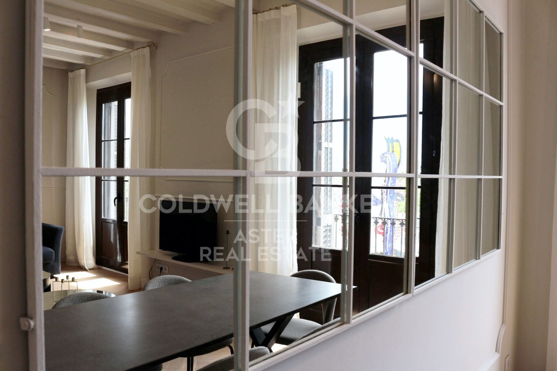 Triplex à Barcelona, Espagne 2 chambres, 86 m2 No. 178973