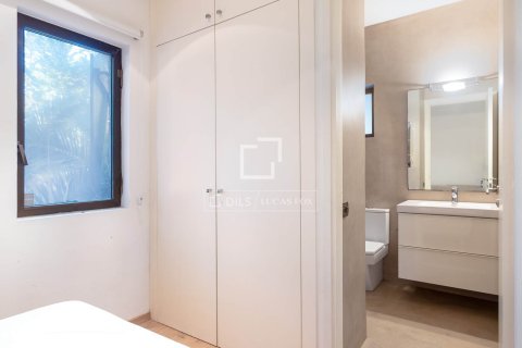 Villa for sale in Sant Andreu de Llavaneres, Barcelona, Spain 5 bedrooms, 344 sq.m. No. 150259 - photo 25