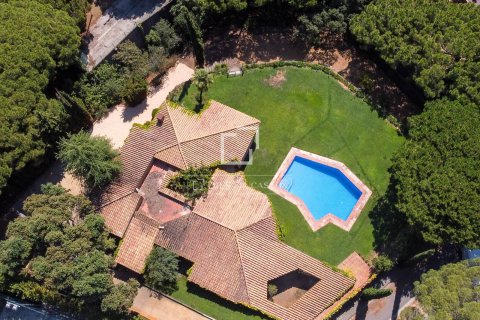 Villa in Sant Andreu de Llavaneres, Barcelona, Spain 5 bedrooms, 344 sq.m. No. 150259