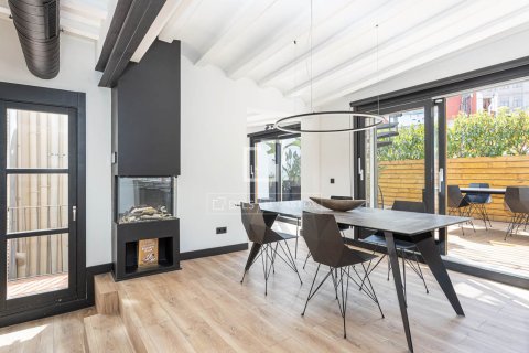 Penthouse à vendre à Barcelona, Espagne, 2 chambres, 75 m2 No. 150263 - photo 12