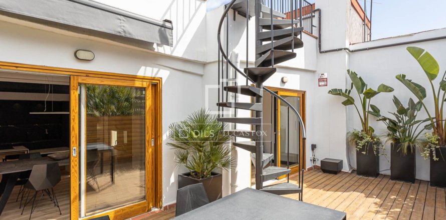 Penthouse à Barcelona, Espagne 2 chambres, 75 m2 No. 150263