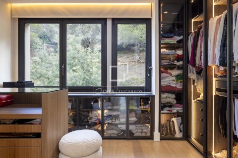 Villa for sale in Barcelona, Spain 5 bedrooms, 580 sq.m. No. 150261 - photo 25