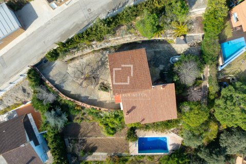 Villa for sale in Alella, Barcelona, Spain 3 bedrooms, 193 sq.m. No. 150260 - photo 4