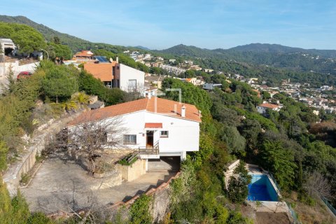 Villa for sale in Alella, Barcelona, Spain 3 bedrooms, 193 sq.m. No. 150260 - photo 21